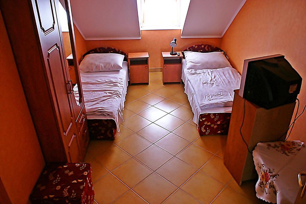 Abigel Vendeghaz Hotel Harkany Ruang foto