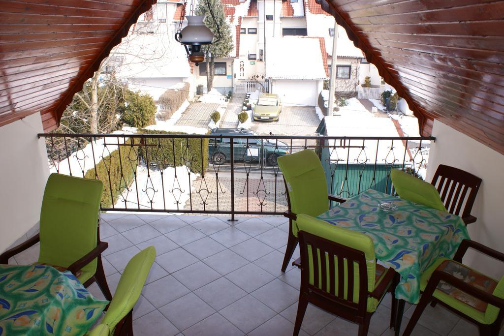 Abigel Vendeghaz Hotel Harkany Bagian luar foto
